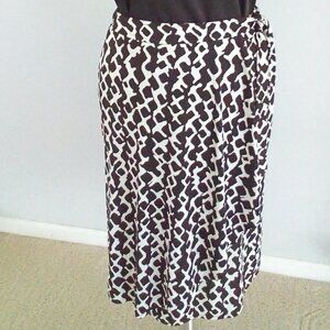 New York &  Company Wrap Skirt, Size Small, Color Black and White.